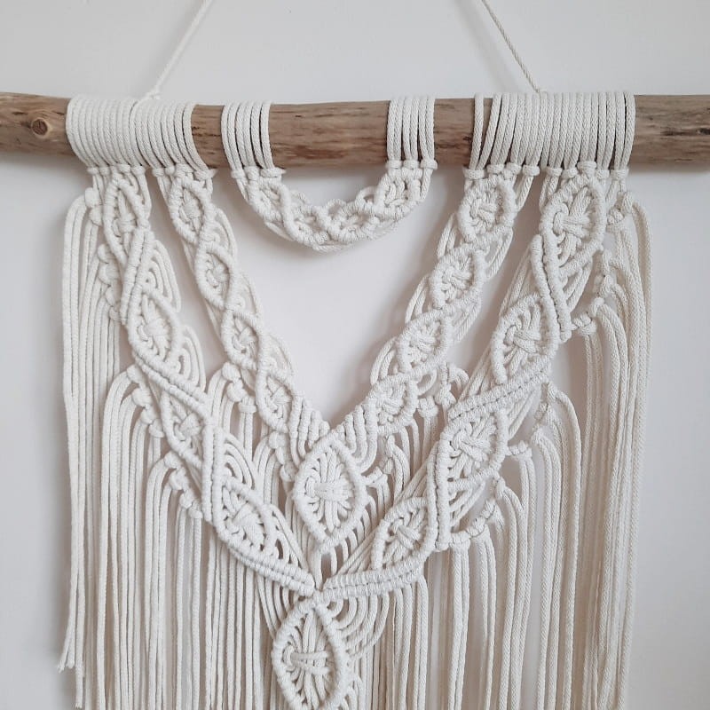 Makrama dekoracyjna na kiju rękodzieło Patrycja III