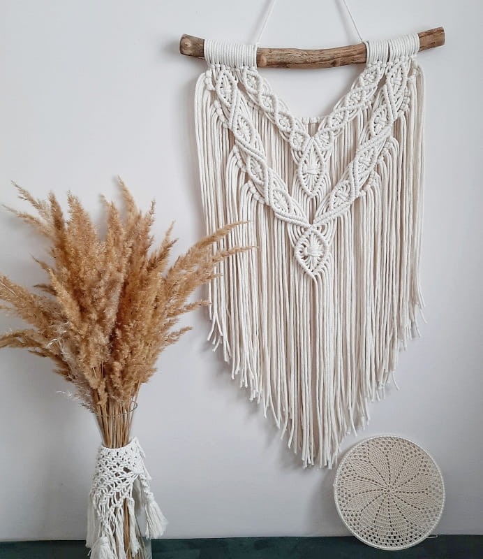 Makrama dekoracyjna na kiju 40x70 rękodzieło Patrycja IV