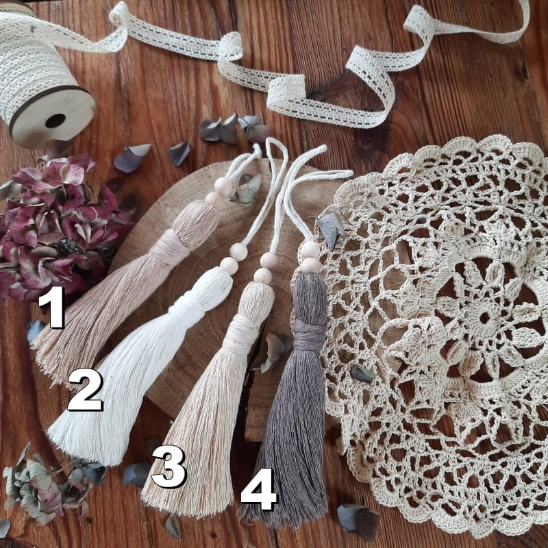 przykłady kolorów sznurka 1-beż, 2-ecru (naturalny), 3-piaskowy, 4- mokka