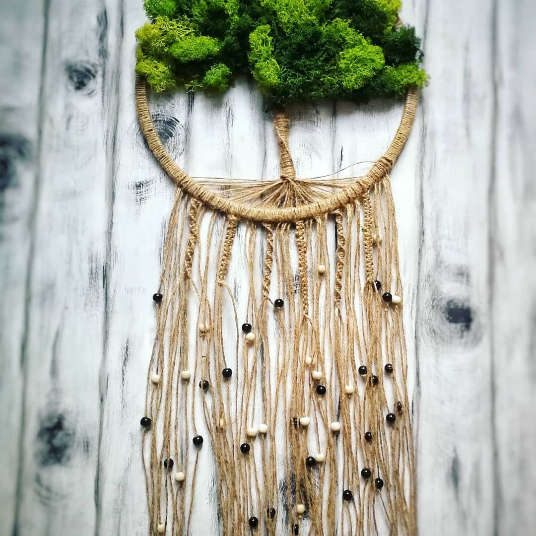 dekoracja z chrobotkiem handmade rękodzieło drzewo