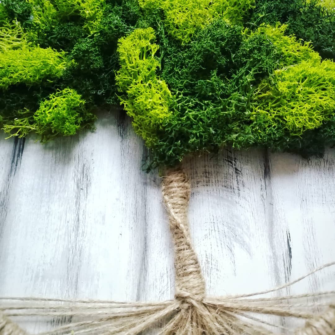 dekoracja z chrobotkiem handmade rękodzieło drzewo