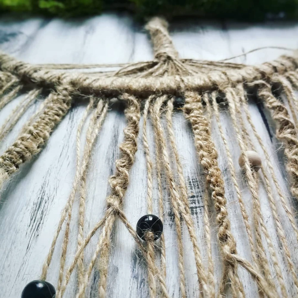 dekoracja z chrobotkiem handmade rękodzieło drzewo