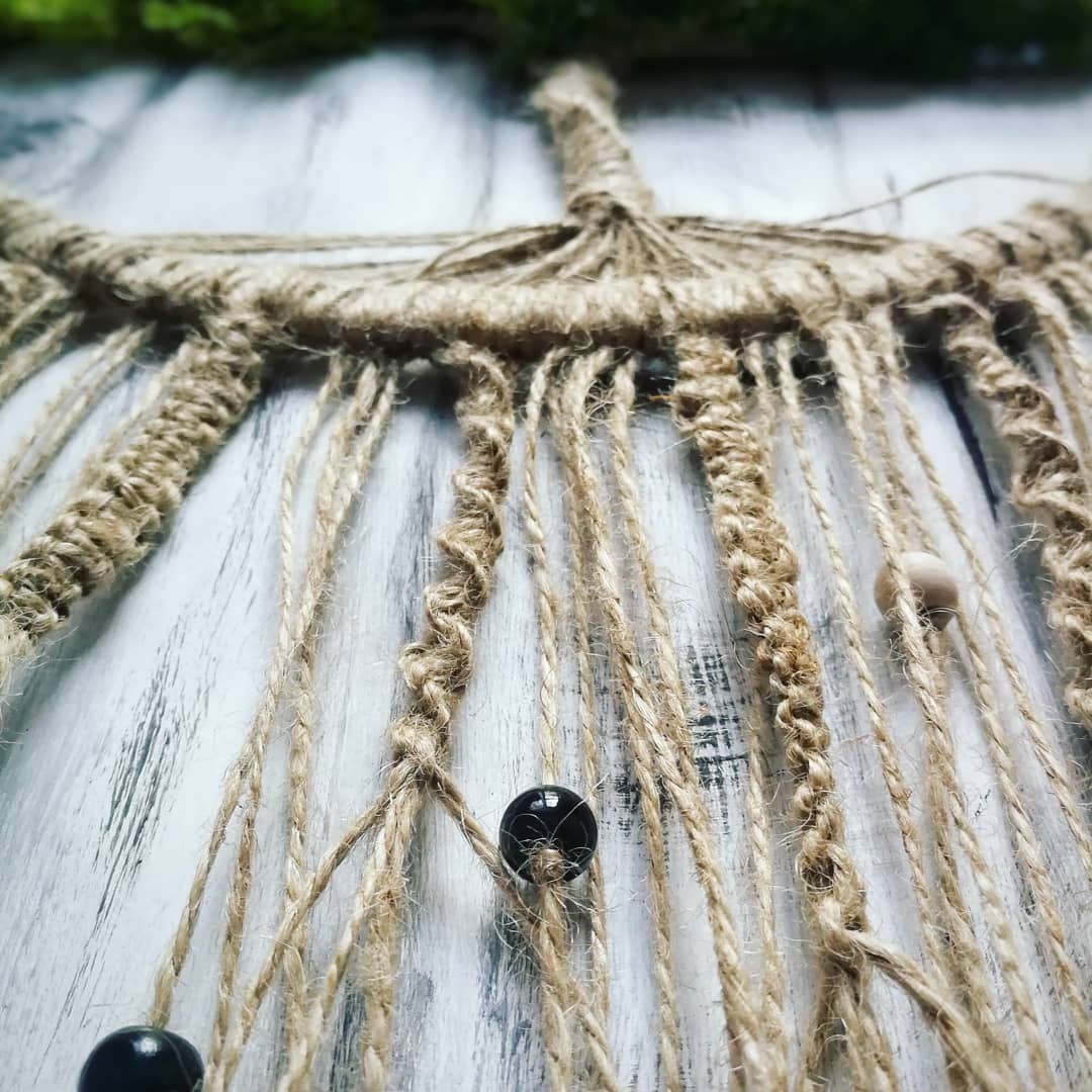 dekoracja z chrobotkiem handmade rękodzieło drzewo