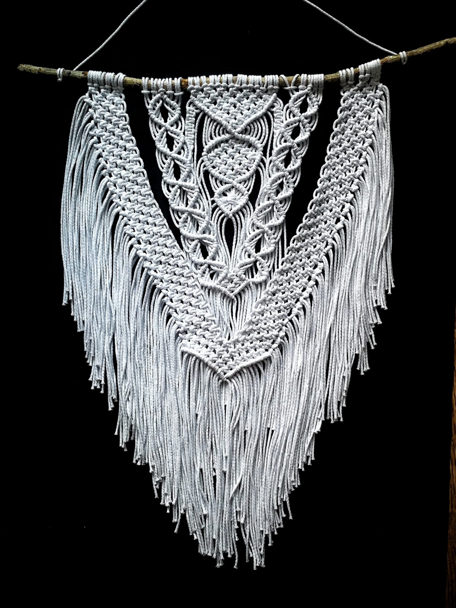 Biała makrama rękodzieło