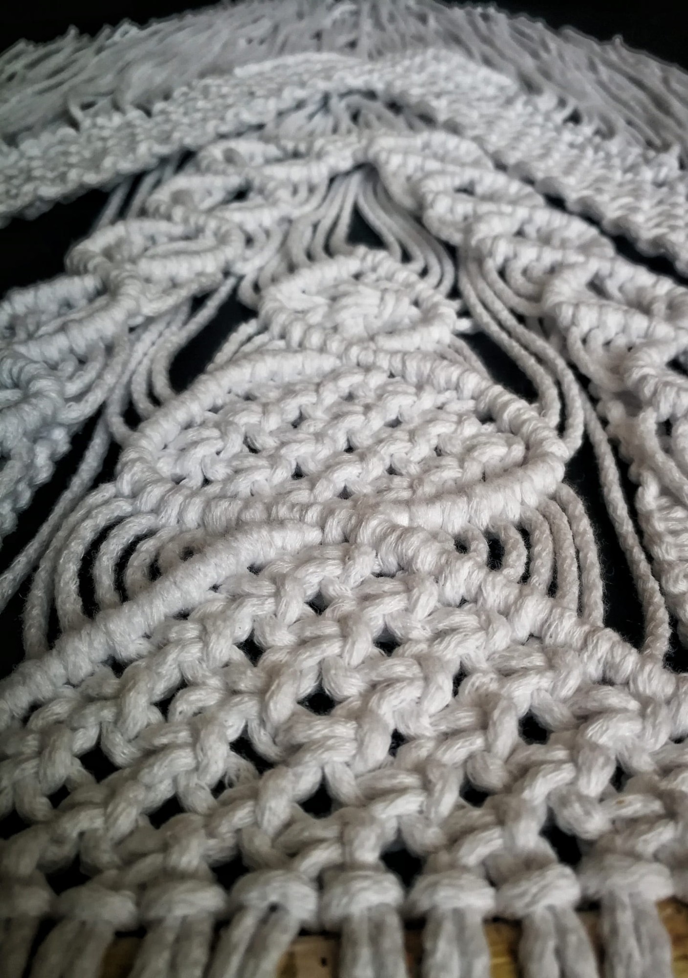 Biała makrama rękodzieło