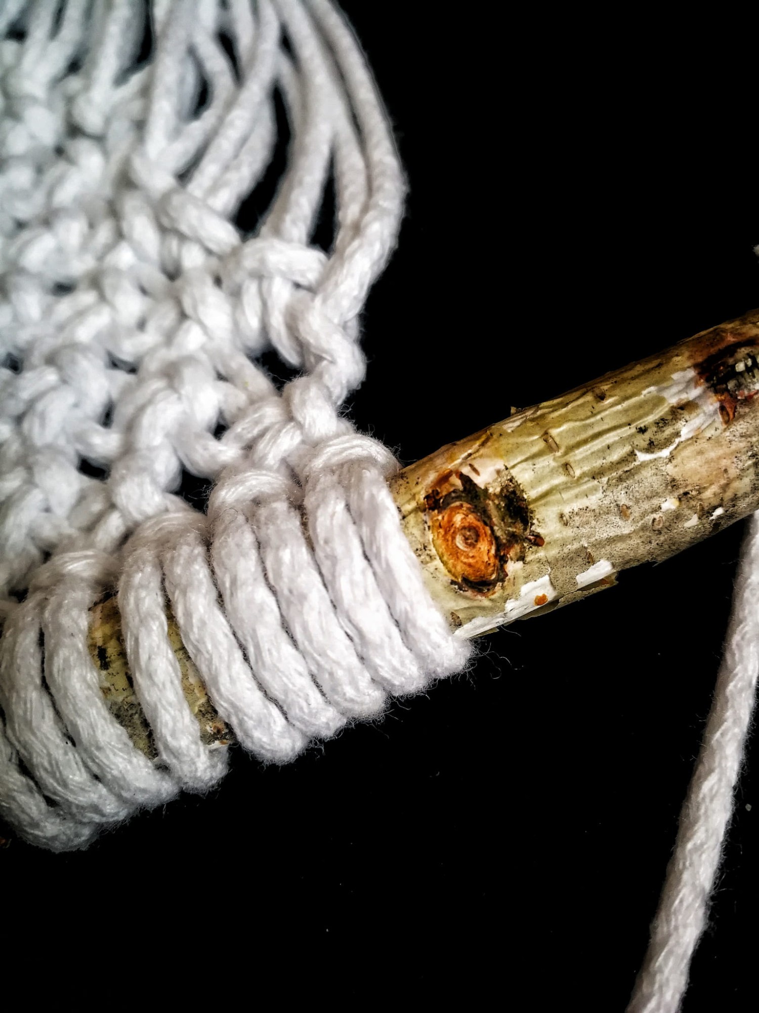 Biała makrama rękodzieło