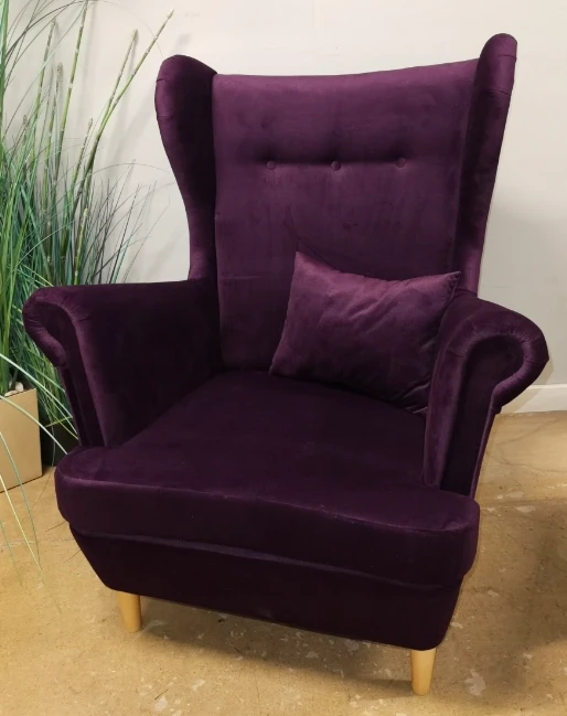 Fotel-uszak-fioletowy -otwierany-podnóżek