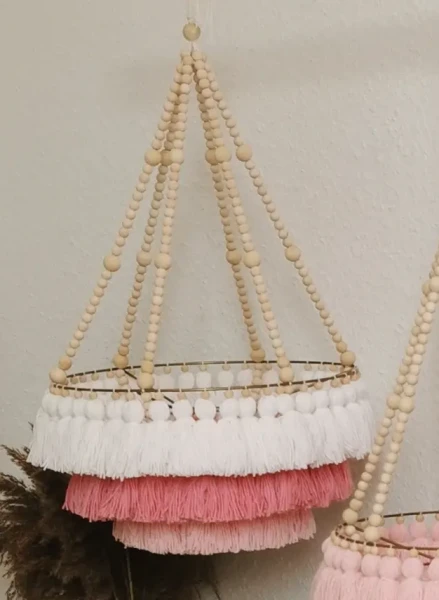 Lampa boho - kolorowy abażur ze sznurka z koralikami