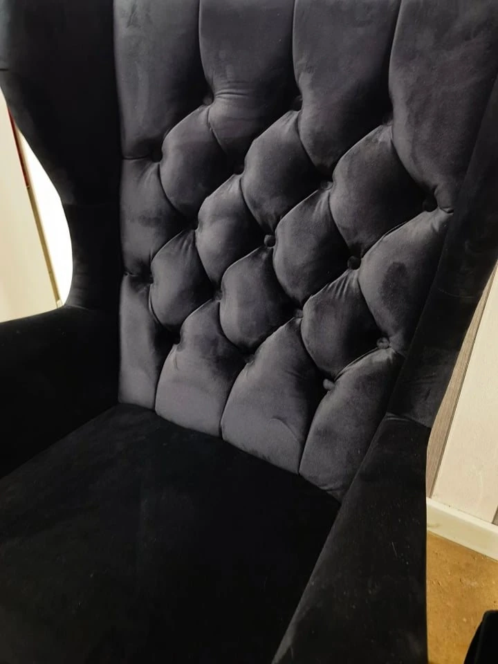 Fotel uszak Velutti chesterfield