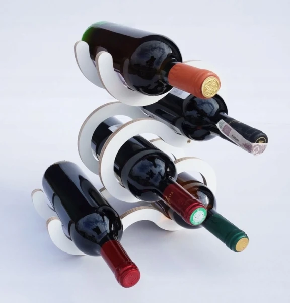 biały kwietnik na wino