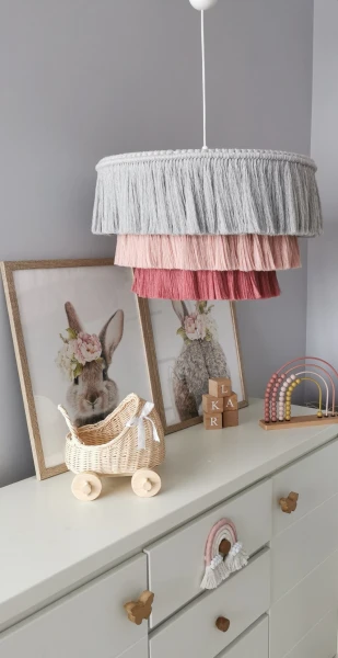 Lampa  trzykolorowa abażur sznurkowy