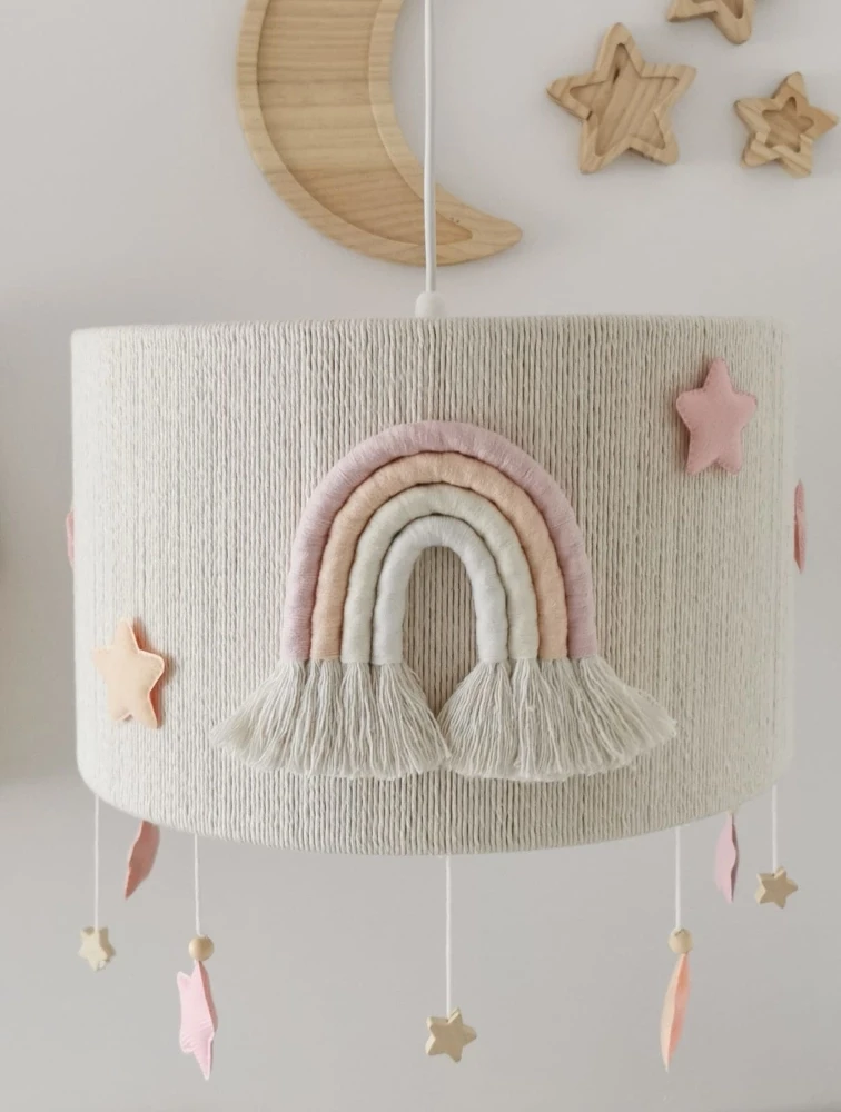 Lampa do pokoju dziecka abażur w pastelowe gwiazdki tęcza