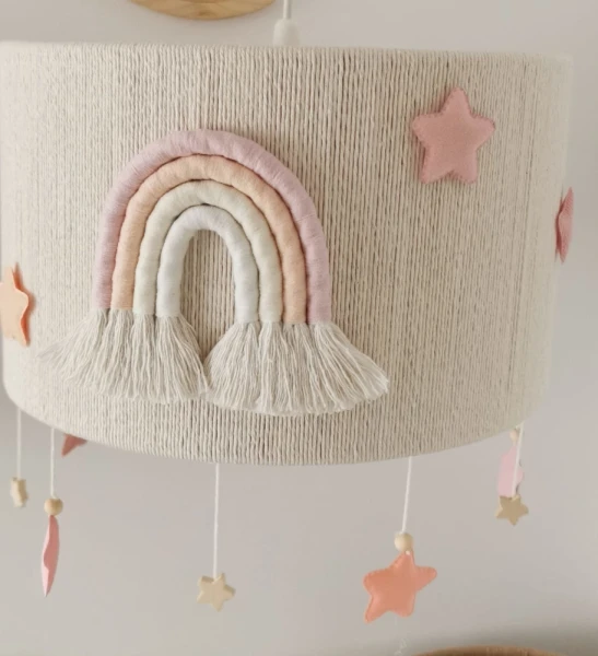 Lampa do pokoju dziecka abażur w pastelowe gwiazdki tęcza
