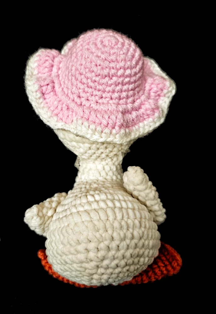 Maskotka gąska w kapeluszu handmade
