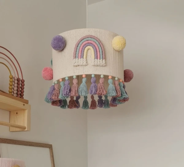 Lampa do pokoju dziecka abażur z tęczą