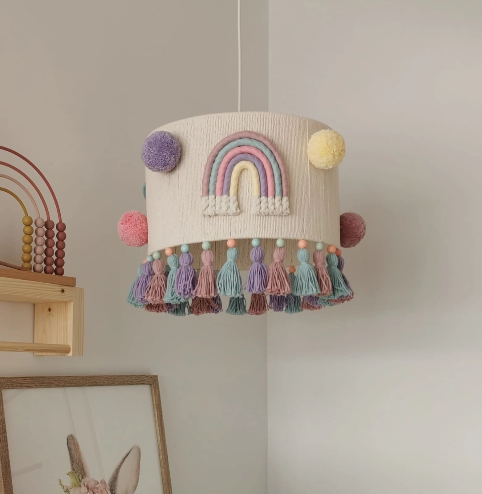 Lampa do pokoju dziecka abażur z tęczą