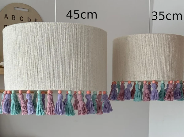 lampa z frędzlami ręcznie robiona