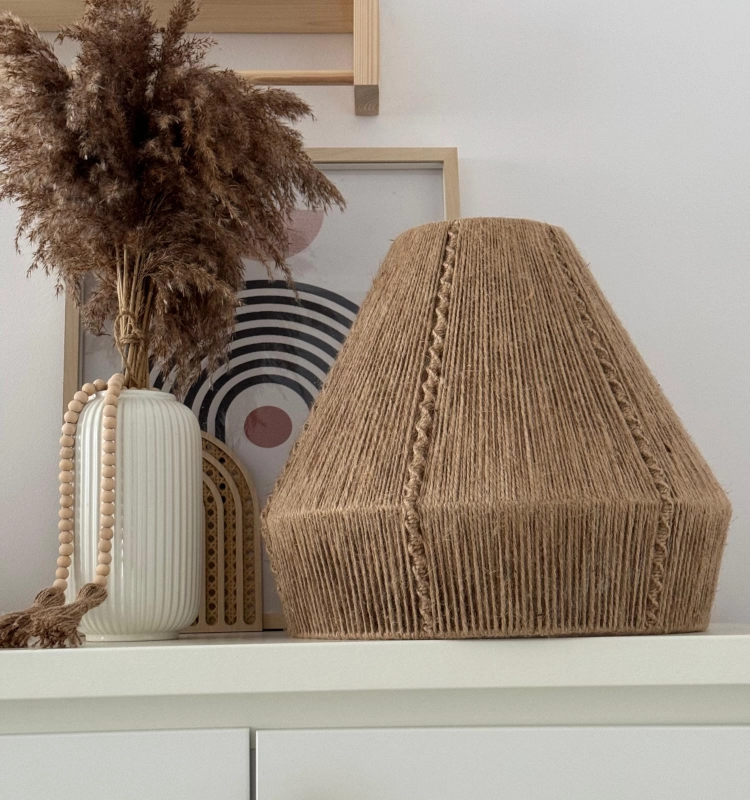 Lampa z abażurem stożek handmade juta