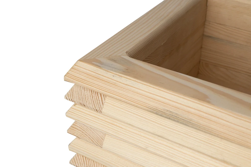 duża drewniana donica