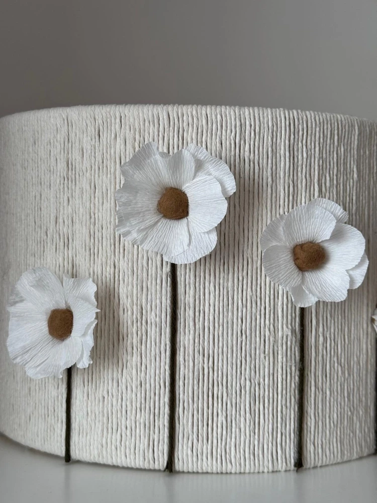 abażur sznurkowy handmade w kwiaty