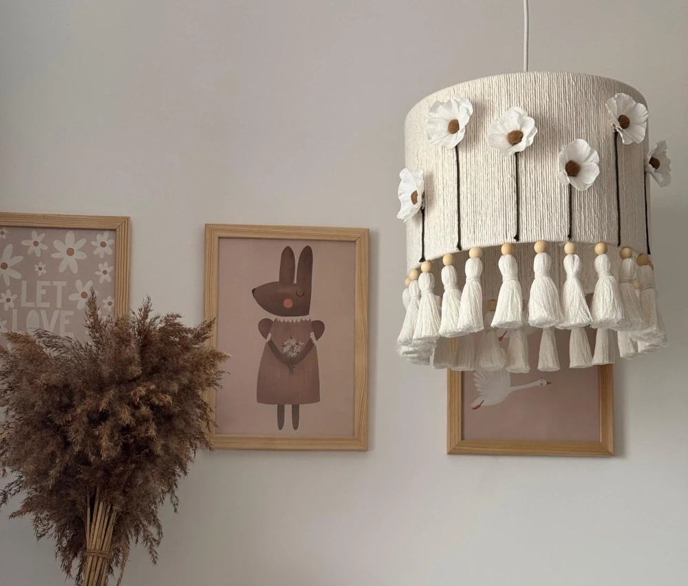 abażur sznurkowy chwosty