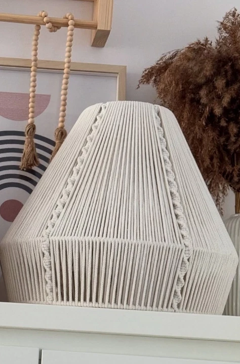 Lampa wisząca | abażur stożek ze sznurka