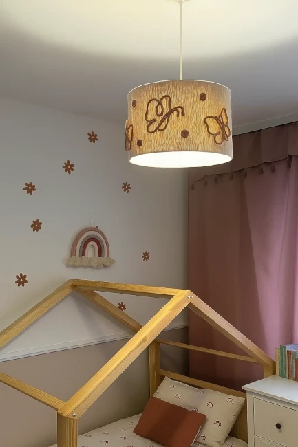 lampa sufitowa do pokoju dziewczynki