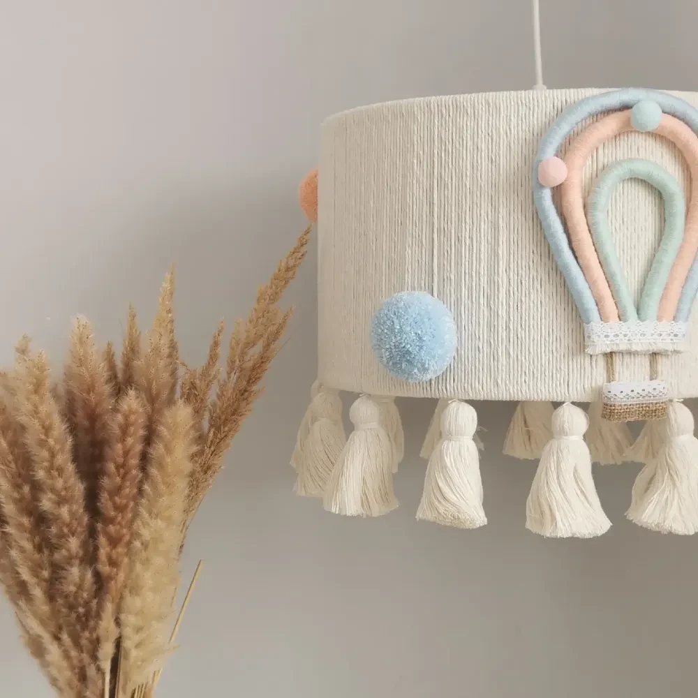 Lampa do pokoju dziecka abażur z balonem