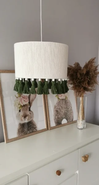 Lampa do pokoju dziecka Ozdobny klosz