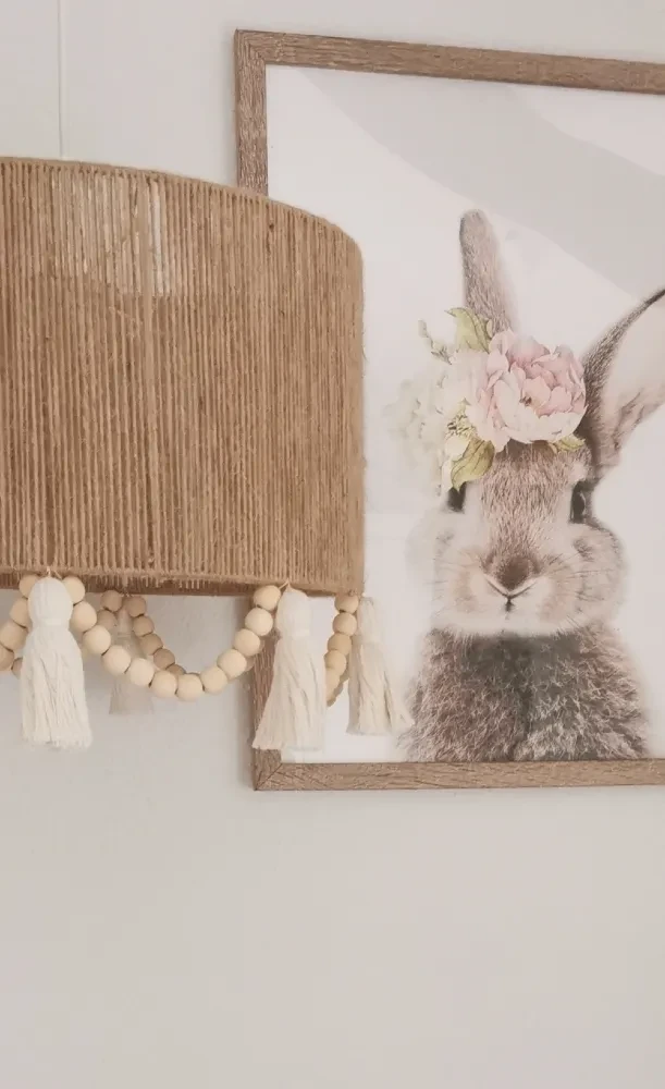 Lampa boho - abażur juta, chwosty, koraliki