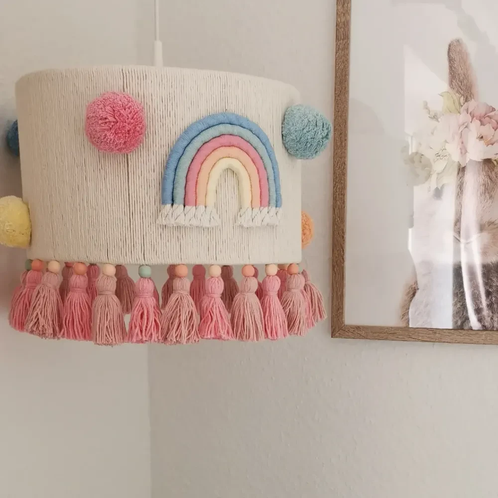 Lampa do pokoju dziecka abażur z tęczą