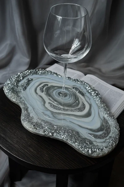 taca z żywicy epoksydowej