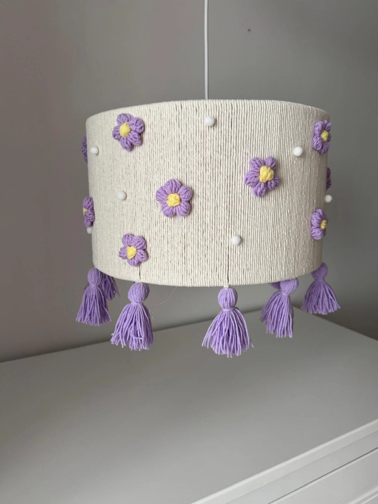 Lampa do pokoju dziecka | abażur w fioletowe kwiatki