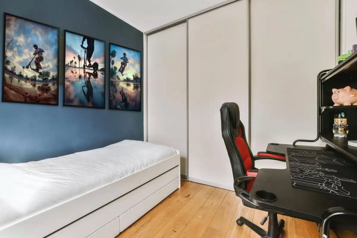 Plakaty do pokoju nastolatka