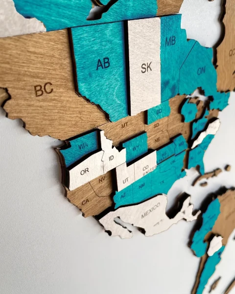 Drewniana mapa Świata 3D kolor Lazur
