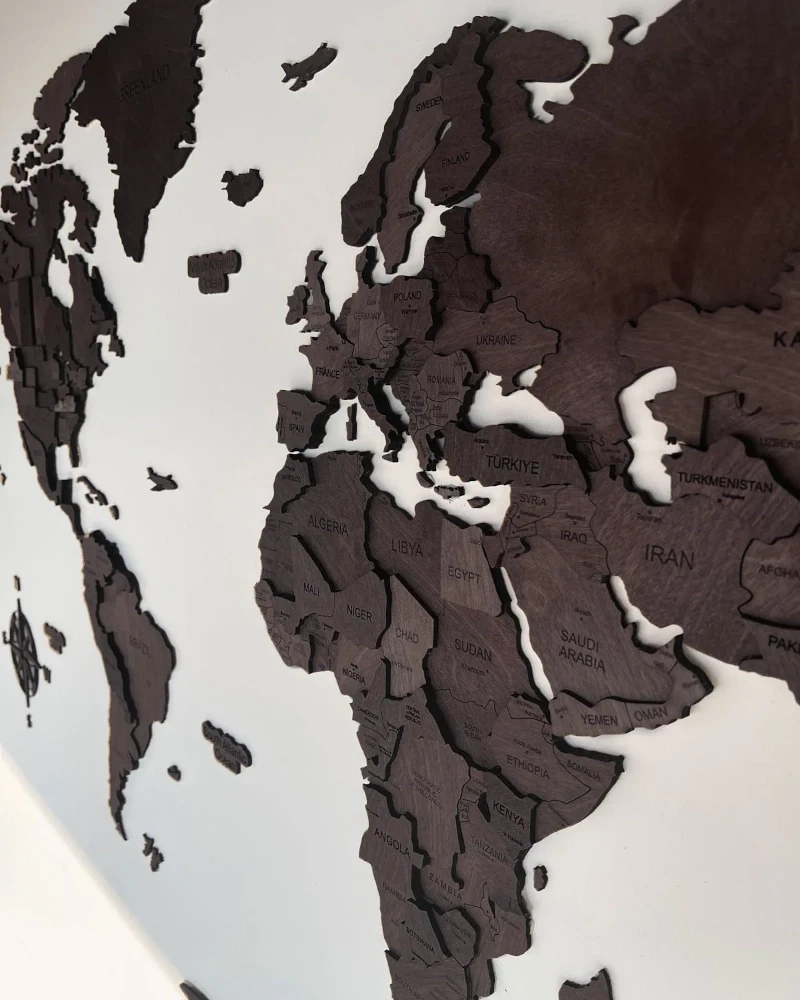 Drewniana mapa Świata 3D kolor brązowy