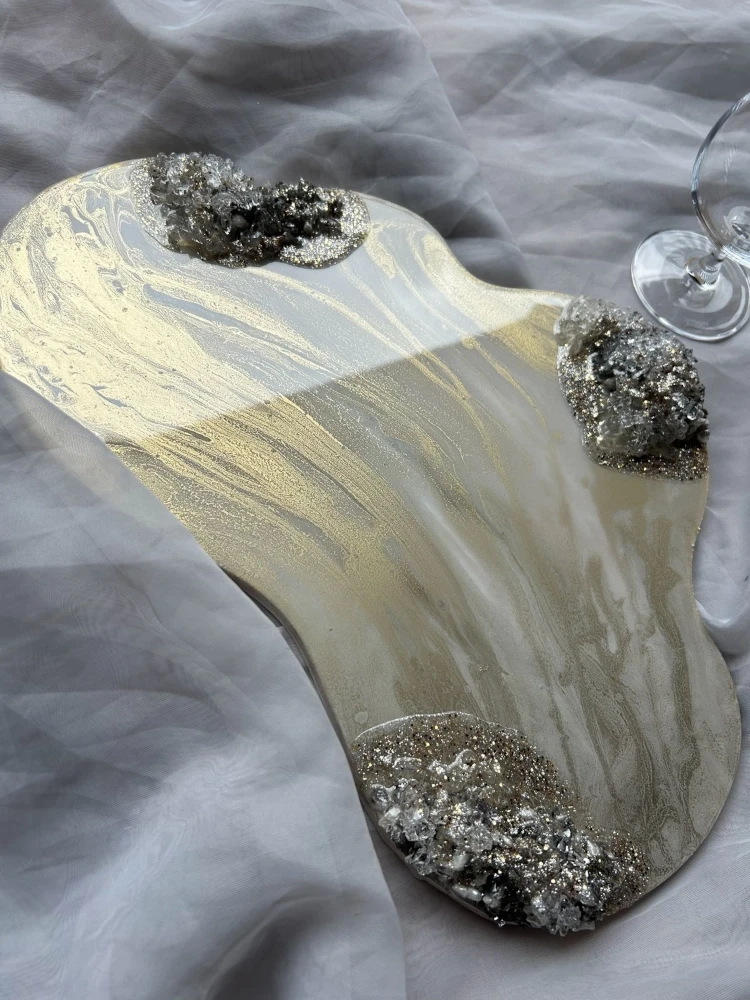 Taca dekoracyjna z żywicy epoksydowej