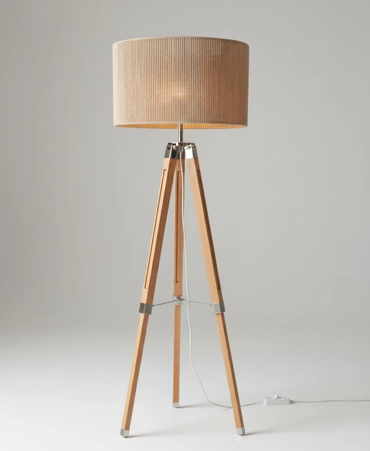 Abażur sznurkowy  wizualizacja na lampie podłogowej