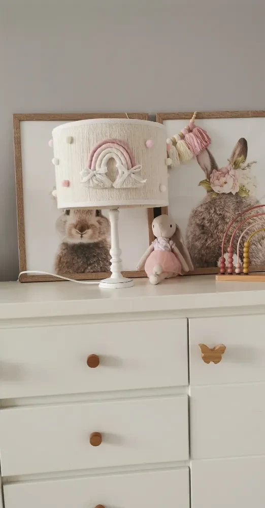 Lampa-nocna-do-pokoju-dziecka-abazur-z-tecza