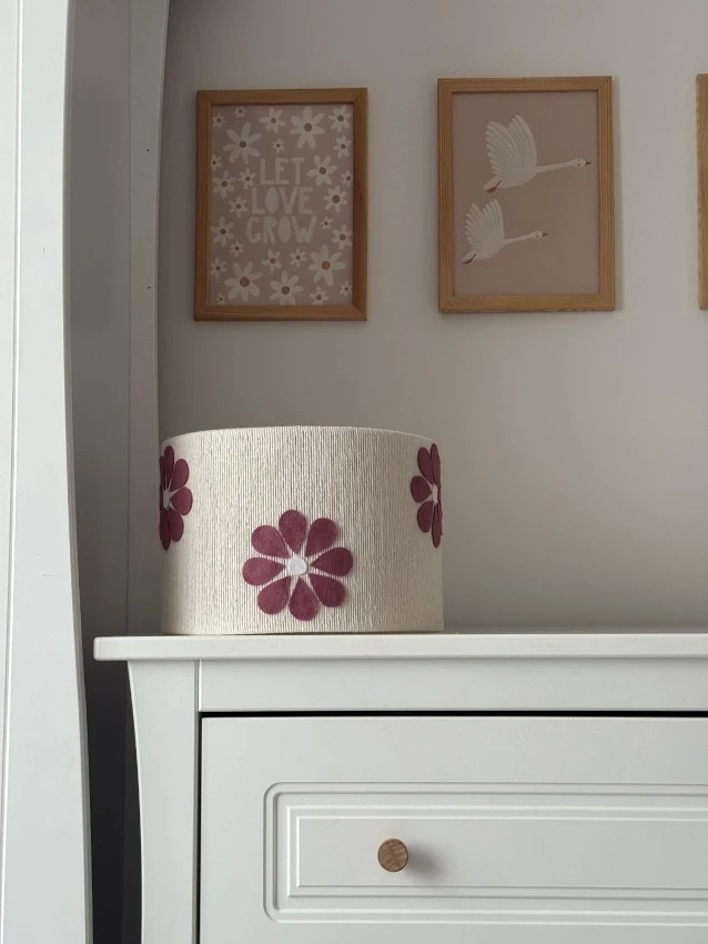 lampa kwiaty do pokoju dziecka