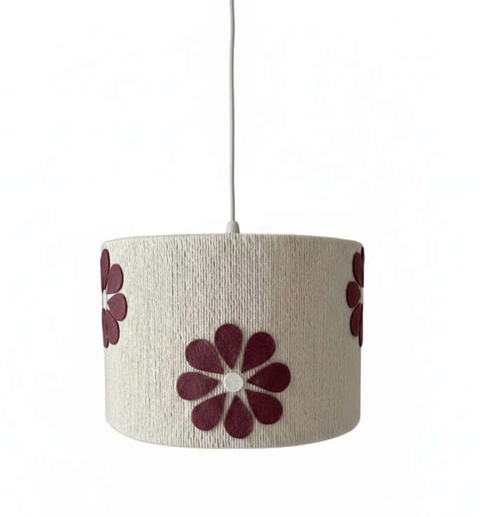 lampa wiszaca kwiaty.webp