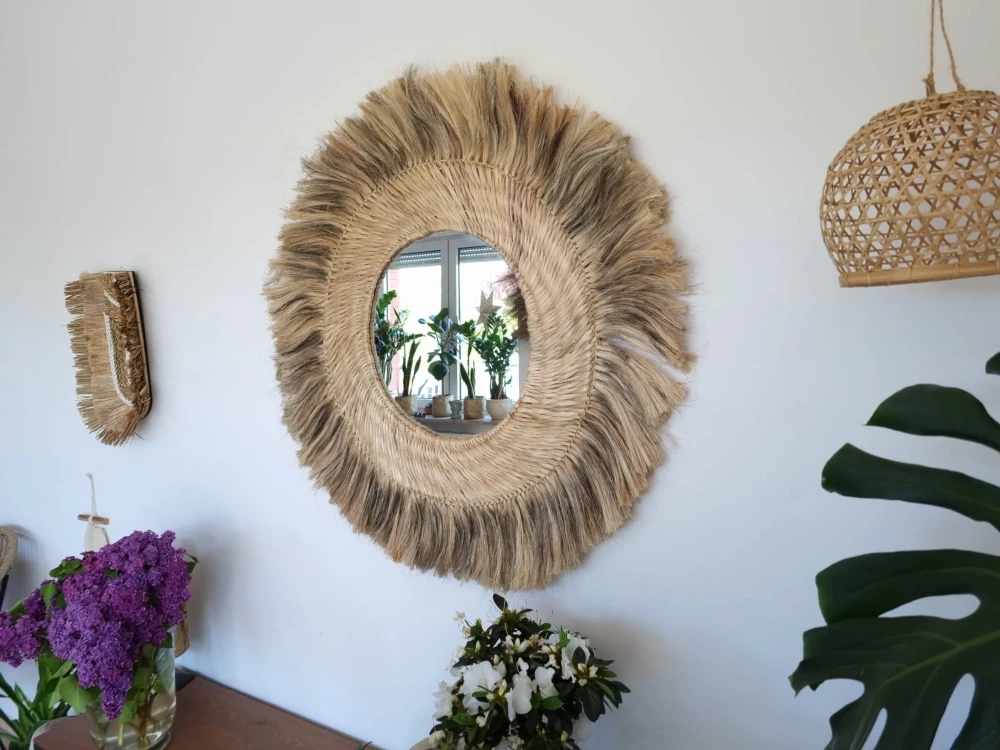 lustro w stylu boho