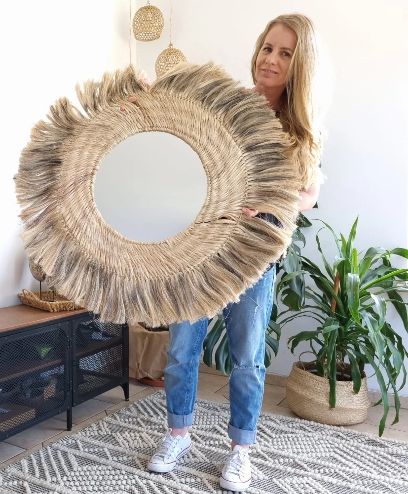 duże lustro do salonu boho