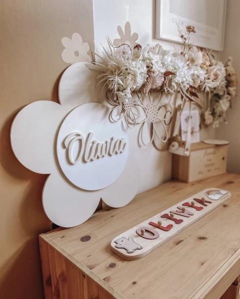 Personalizowana Lampa Imię Dziecka | Drewniany kwiat LED