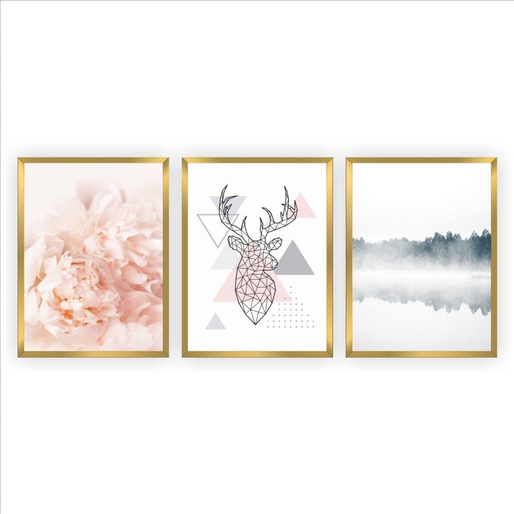 3 plakaty w złotej ramie