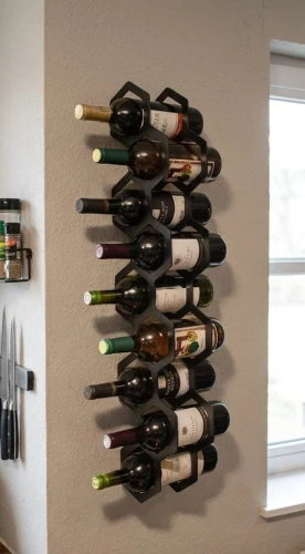 stojak na wino do kuchni