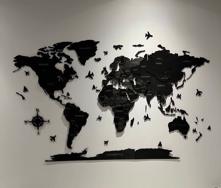 czarna drewniana mapa świata 3d na ścianę czarny mat